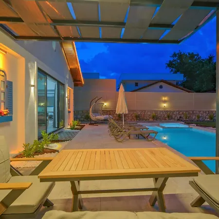 Ader Doga Villalari 5 Villa *