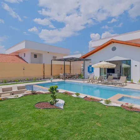 Ader Doga Villalari 5 Villa Eskiomerler